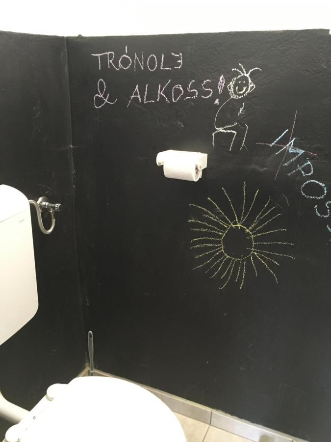Vadrozsa Vendeghaz Racalmas 게스트하우스 외부 사진